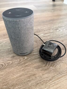 Amazon Echo (2nd Generation), Smart Speaker in Heather Gray Fabric